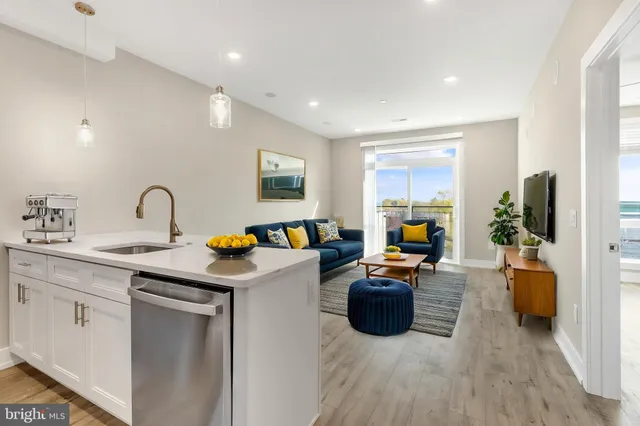 $1,650 | 2209 North Broad Street, Unit 403, Philadelphia, PA 19132