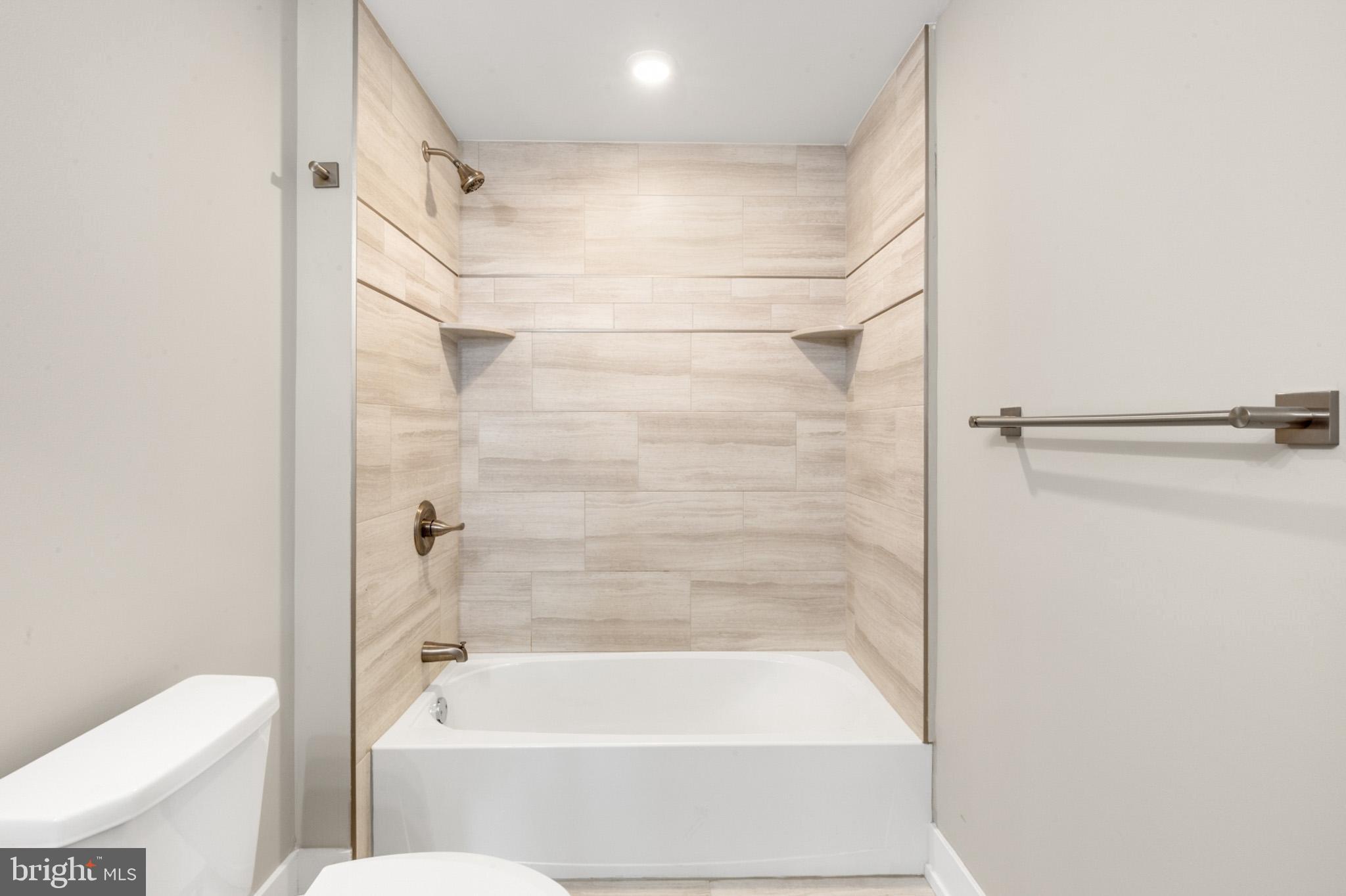 2209 North Broad Street, Unit 403 Philadelphia, PA 19132 - Photo 15 of 34