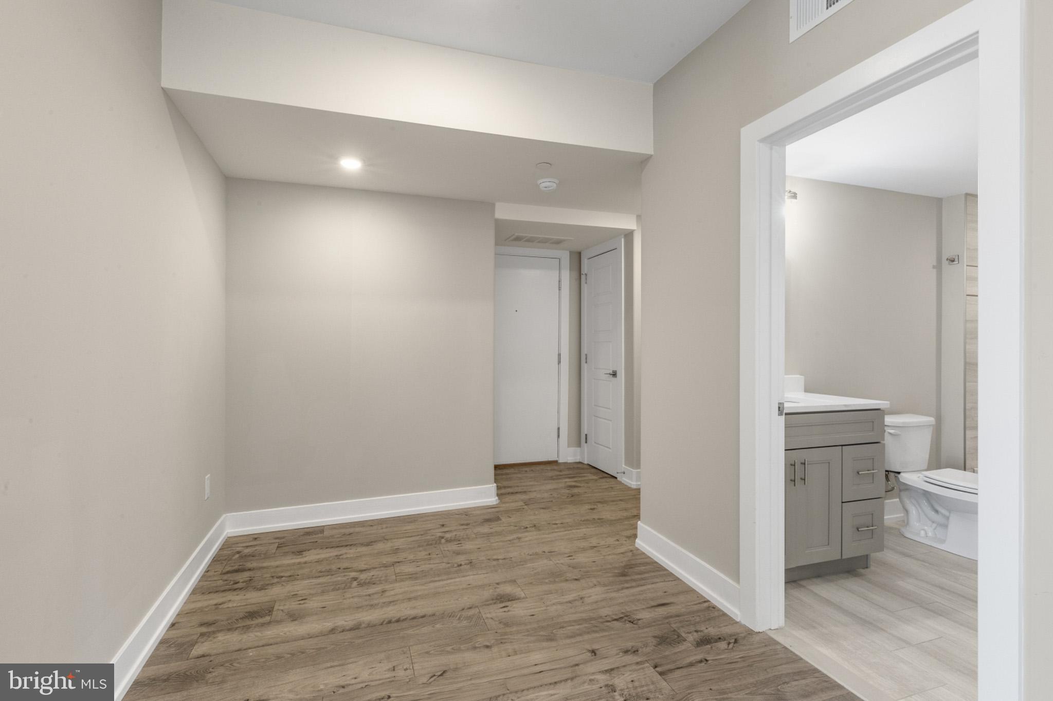 2209 North Broad Street, Unit 403 Philadelphia, PA 19132 - Photo 4 of 34