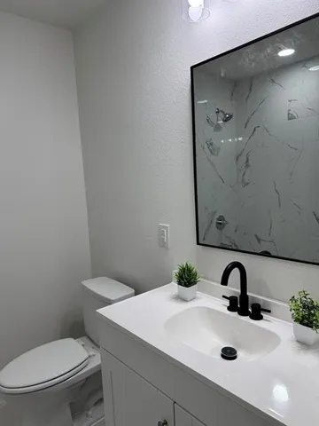 $439,000 | 310 Sunset Court, Arlington, TX 76013