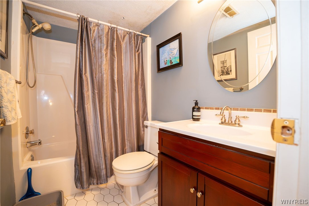 2 Hickory Hill Road, Unit B Amherst, NY 14221 - Photo 16 of 18