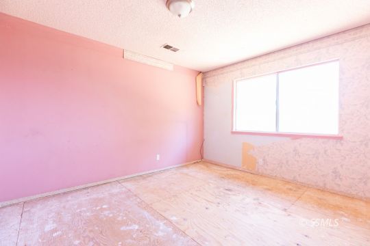 819 West Howell Avenue Ridgecrest, CA 93555 - Photo 23 of 36