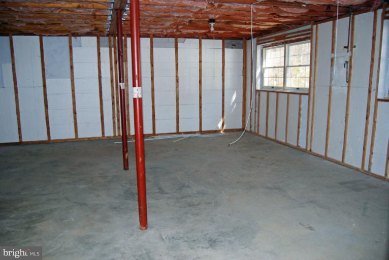 21225 Blue Ridge Mountain Road Paris, VA 20130 - Photo 8 of 14 Basement