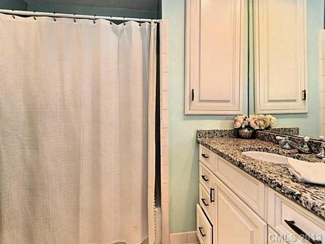 2035 Queens Road West, Unit 4 Charlotte, NC 28207 - Photo 12 of 16 Gallery Image 12