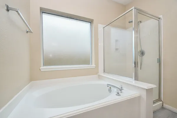 $2,395 | 15114 Snow Hill Court, Sugar Land, TX 77498