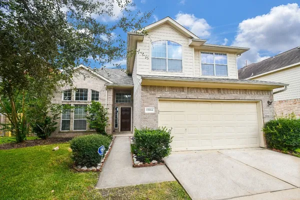 $2,395 | 15114 Snow Hill Court, Sugar Land, TX 77498