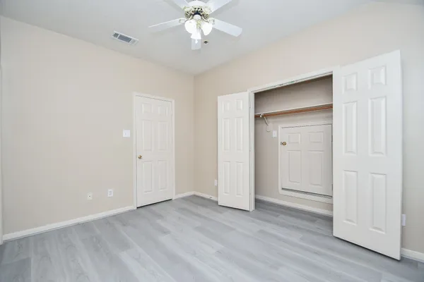 $2,395 | 15114 Snow Hill Court, Sugar Land, TX 77498