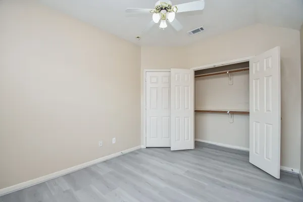 $2,395 | 15114 Snow Hill Court, Sugar Land, TX 77498