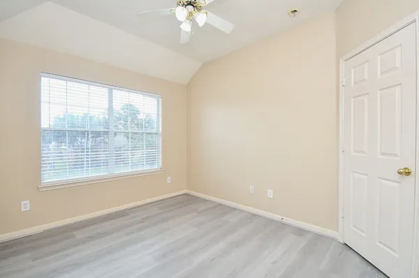 $2,395 | 15114 Snow Hill Court, Sugar Land, TX 77498