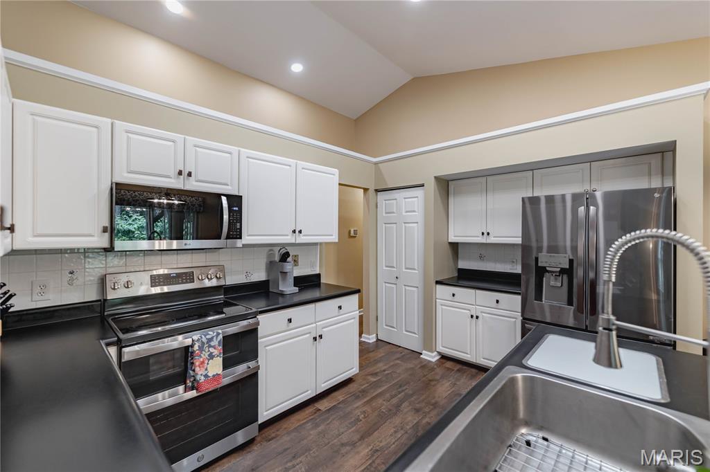 1923 Smizer Mill Road Fenton, MO 63026 - Photo 22 of 53 Gallery Image 22