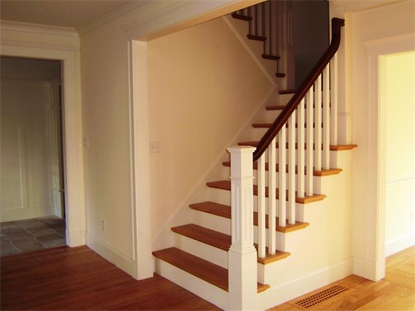 42 Clovelly Road Wellesley, MA 02481 - Photo 16 of 25 Gallery Image 16