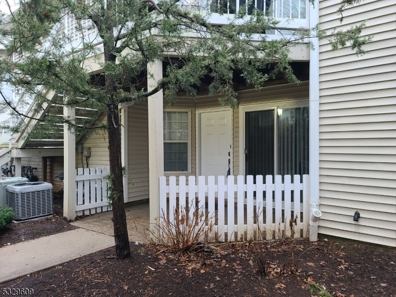 43 Tansy Court Bedminster, NJ 07921 - Photo 23 of 25