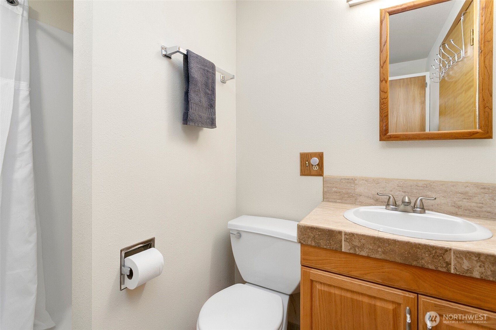 3536 Crystal Springs Road West University Place, WA 98466 - Photo 20 of 32 Gallery Image 20