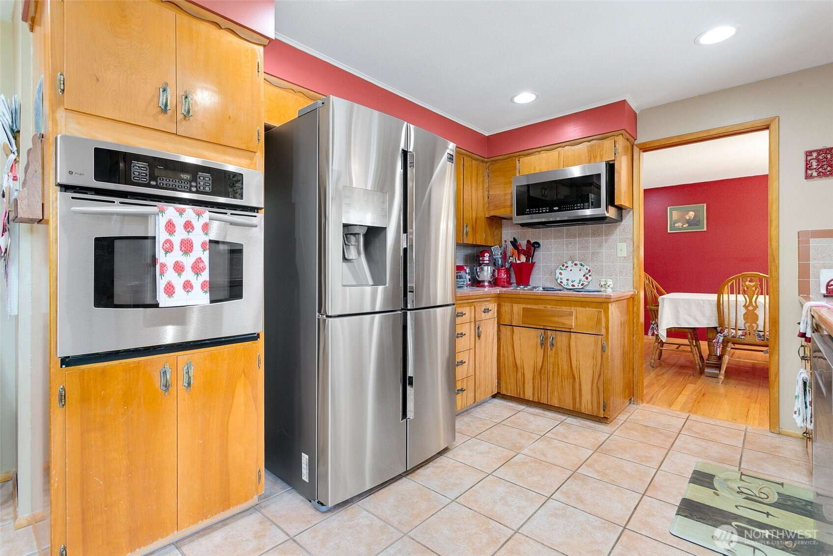 3536 Crystal Springs Road West University Place, WA 98466 - Photo 10 of 32 Gallery Image 10