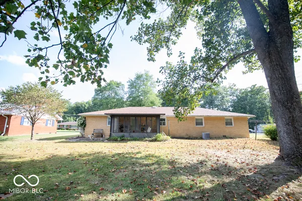 $190,000 | 174 East Norris Heights, North Vernon, IN 47265