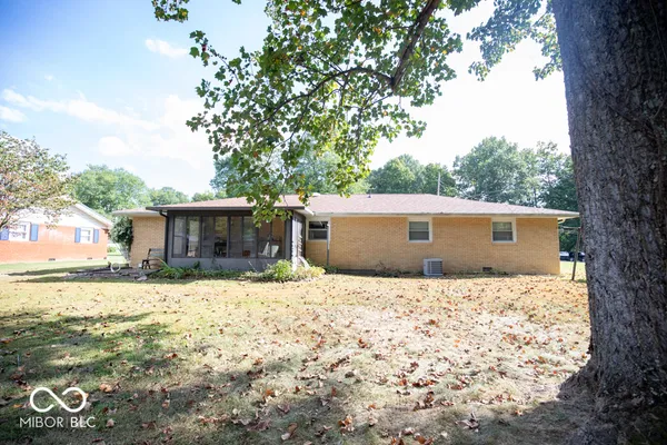 $190,000 | 174 East Norris Heights, North Vernon, IN 47265