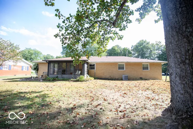 $214,900 | 174 East Norris Heights, North Vernon, IN 47265