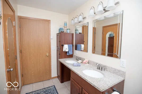 $190,000 | 174 East Norris Heights, North Vernon, IN 47265