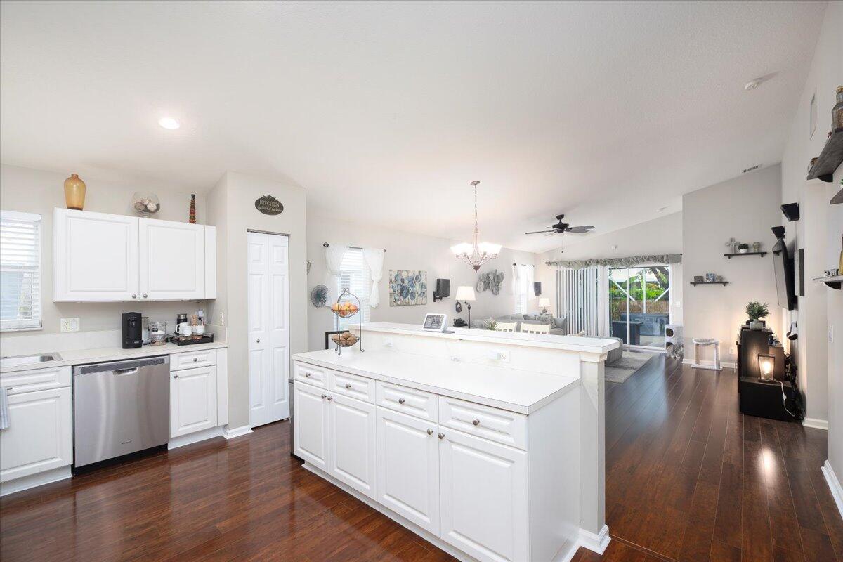 2815 Southwest Regal Terrace Stuart, FL 34997 - Photo 7 of 55 17-Image15
