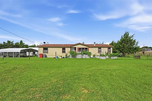 $345,000 | 872 County Road 4244, Bonham, TX 75418