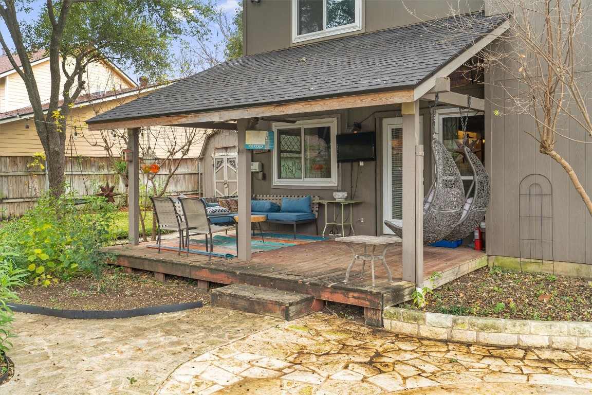 1808 Chincoteague Way Round Rock, TX 78681 - Photo 37 of 40 a view of a house with backyard and sitting area