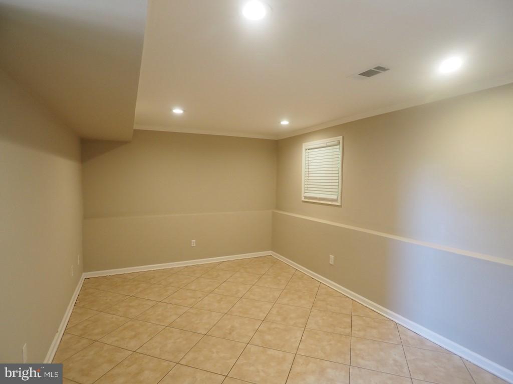 8612 Windsor Mill Road Windsor Mill, MD 21244 - Photo 14 of 19 Bedroom