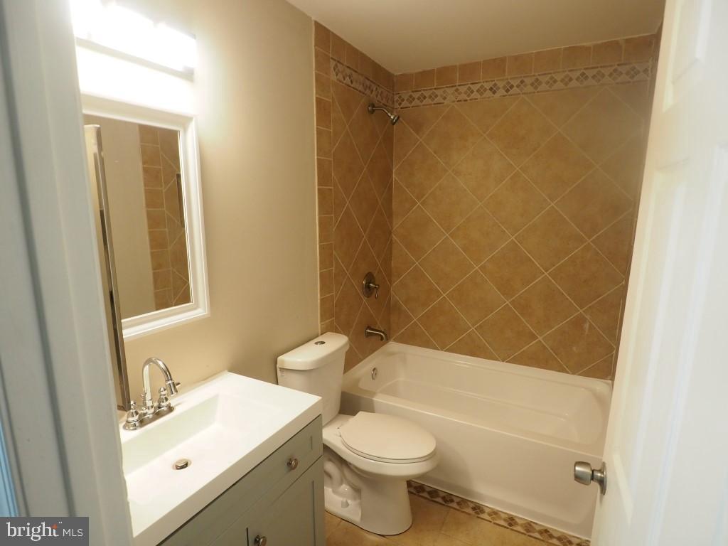 8612 Windsor Mill Road Windsor Mill, MD 21244 - Photo 17 of 19 Bath