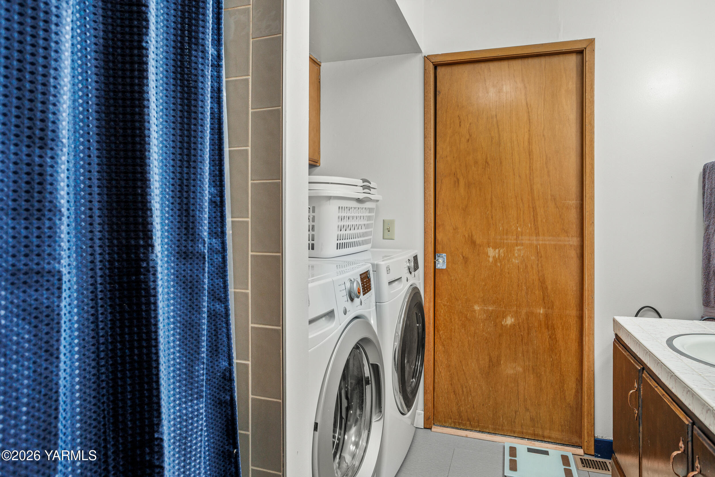 880 Lancaster Road Selah, WA 98942 - Photo 12 of 30 880Lancaster_17