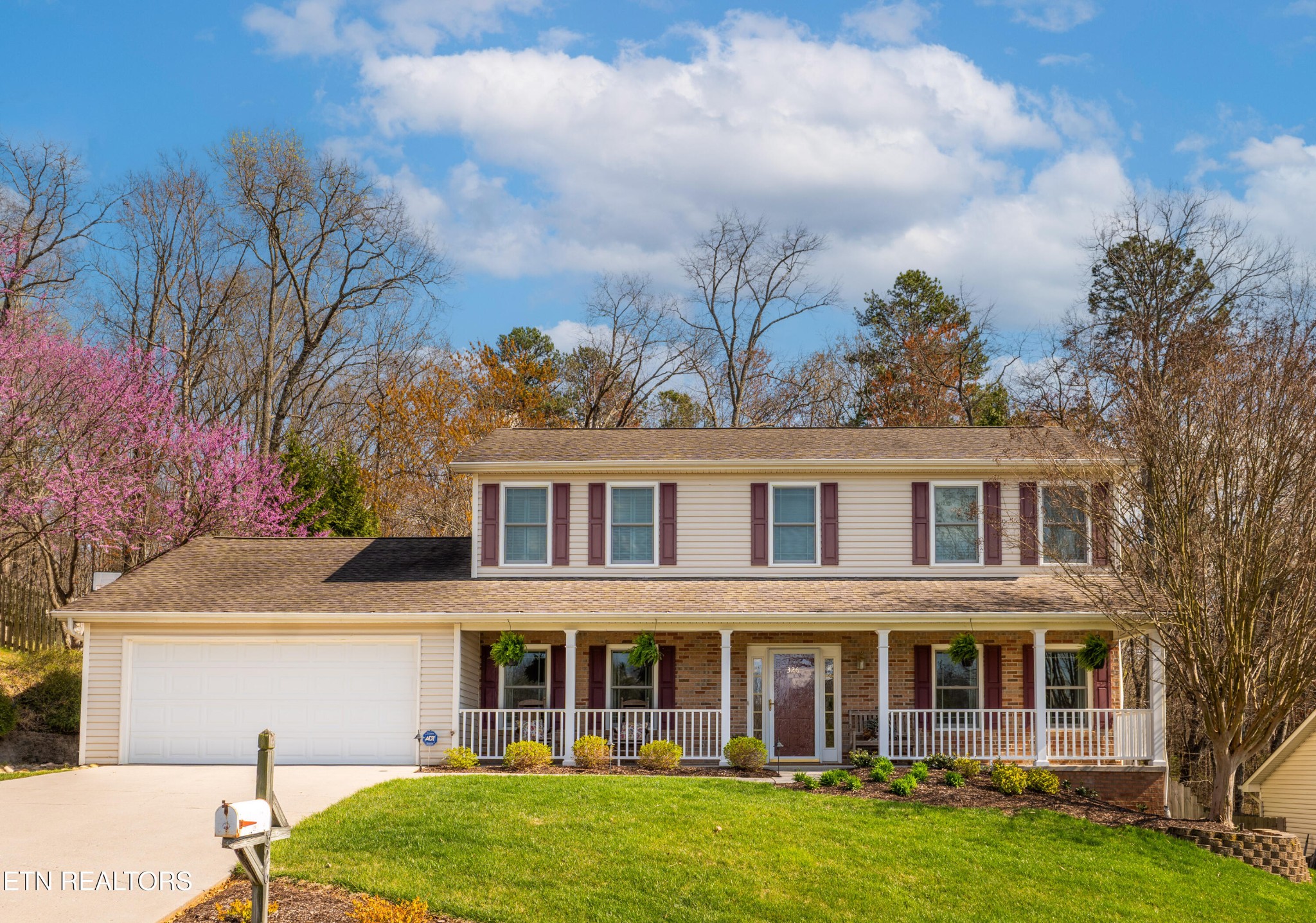 326 Fox Hunters Court Powell, TN 37849 - Photo 1 of 45 Gallery Image 1
