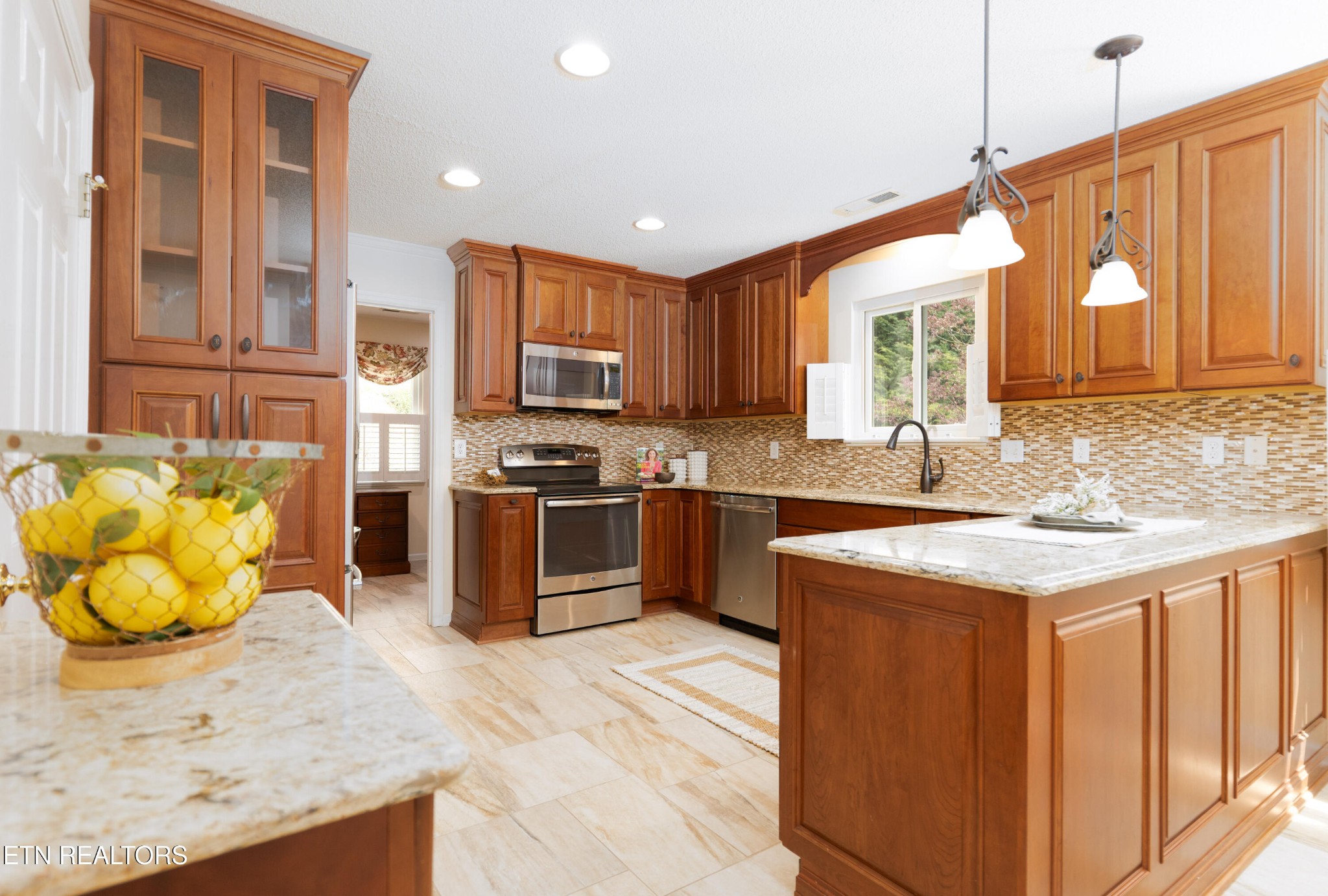 326 Fox Hunters Court Powell, TN 37849 - Photo 15 of 45 Gallery Image 15