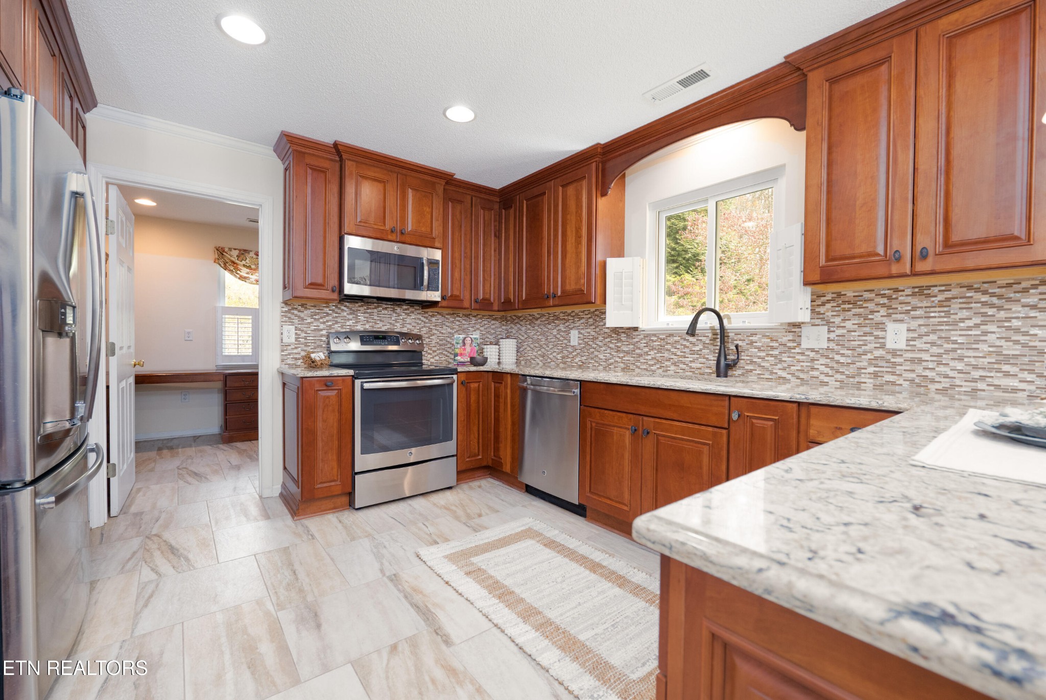 326 Fox Hunters Court Powell, TN 37849 - Photo 16 of 45 Gallery Image 16