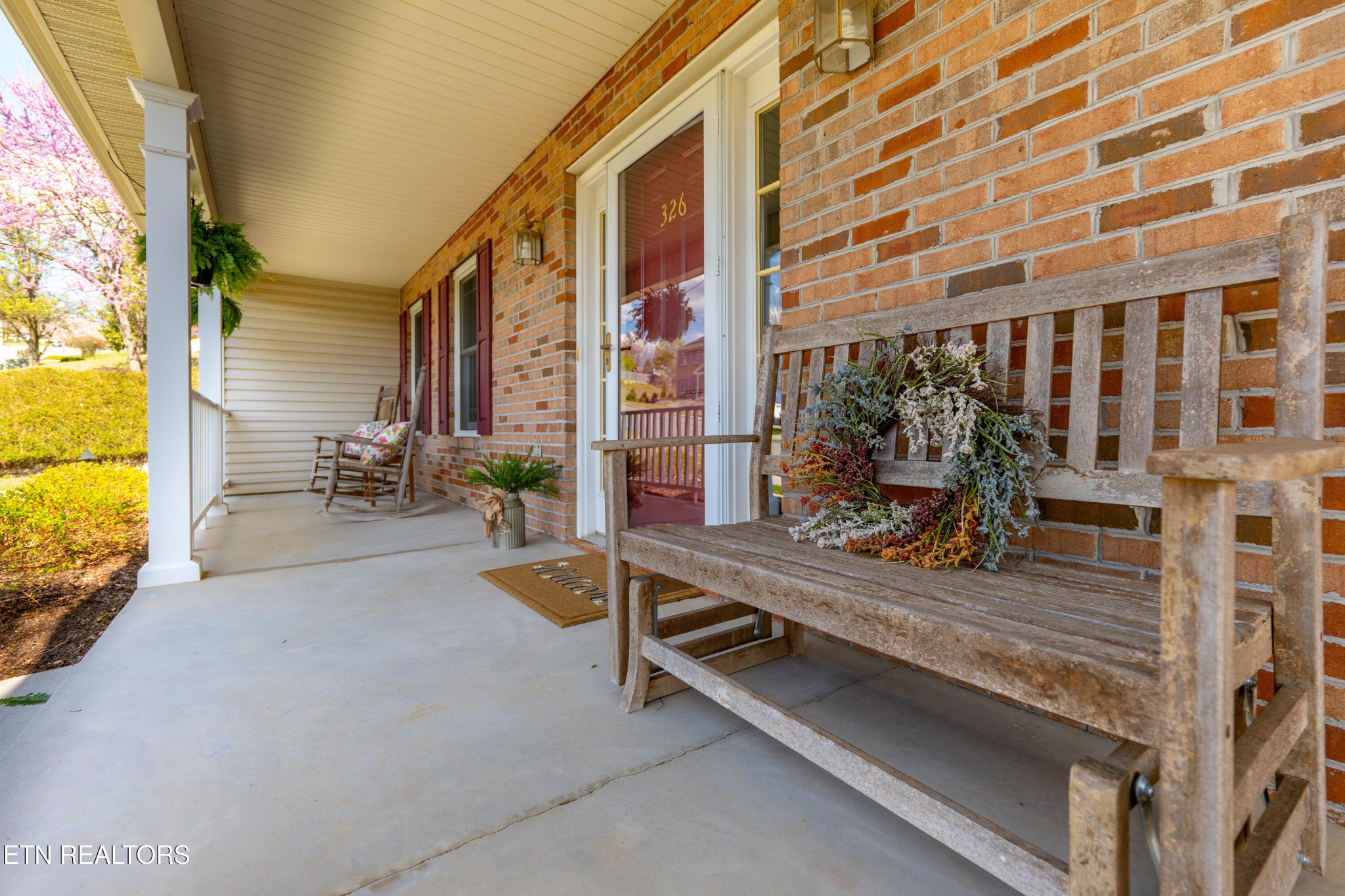 326 Fox Hunters Court Powell, TN 37849 - Photo 5 of 45 Gallery Image 5