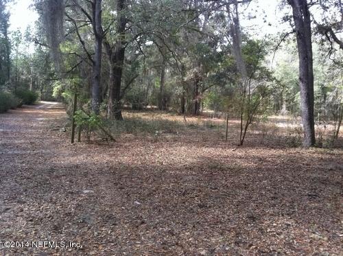 7235 Ridge Trail Road Keystone Heights, FL 32656 - Photo 4 of 8 View to Street
