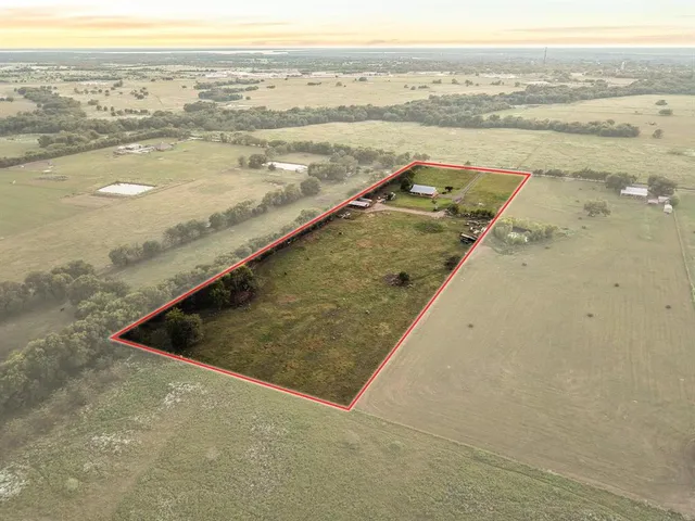 a view of an ocean beach
