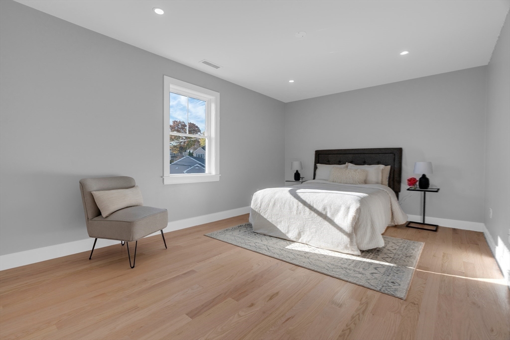 39 Clinton Street, Unit 1 Waltham, MA 02453 - Photo 32 of 39 Gallery Image 32