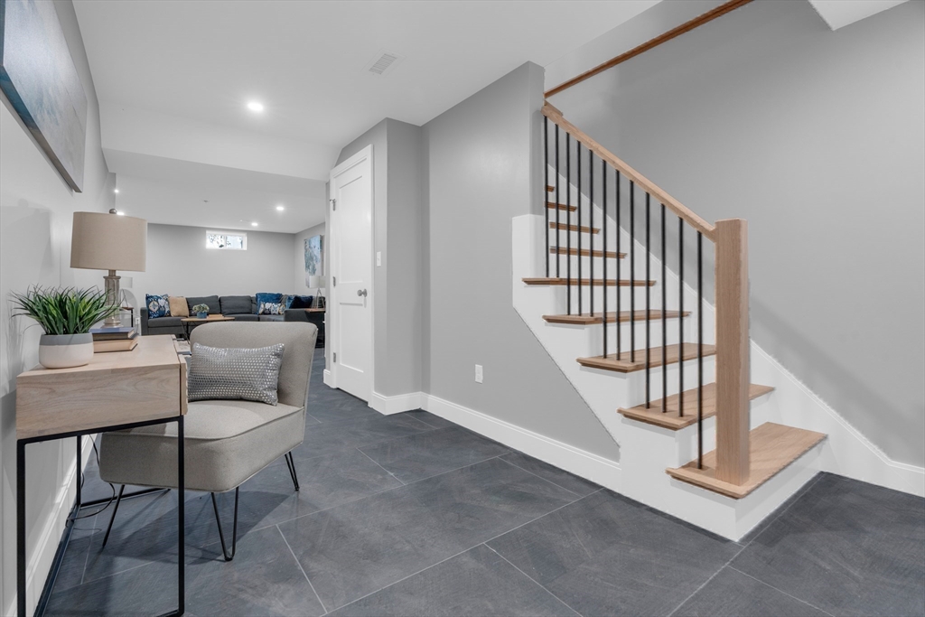 39 Clinton Street, Unit 1 Waltham, MA 02453 - Photo 36 of 39 Gallery Image 36