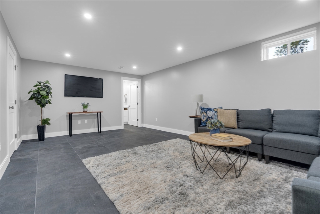 39 Clinton Street, Unit 1 Waltham, MA 02453 - Photo 39 of 39 Gallery Image 39