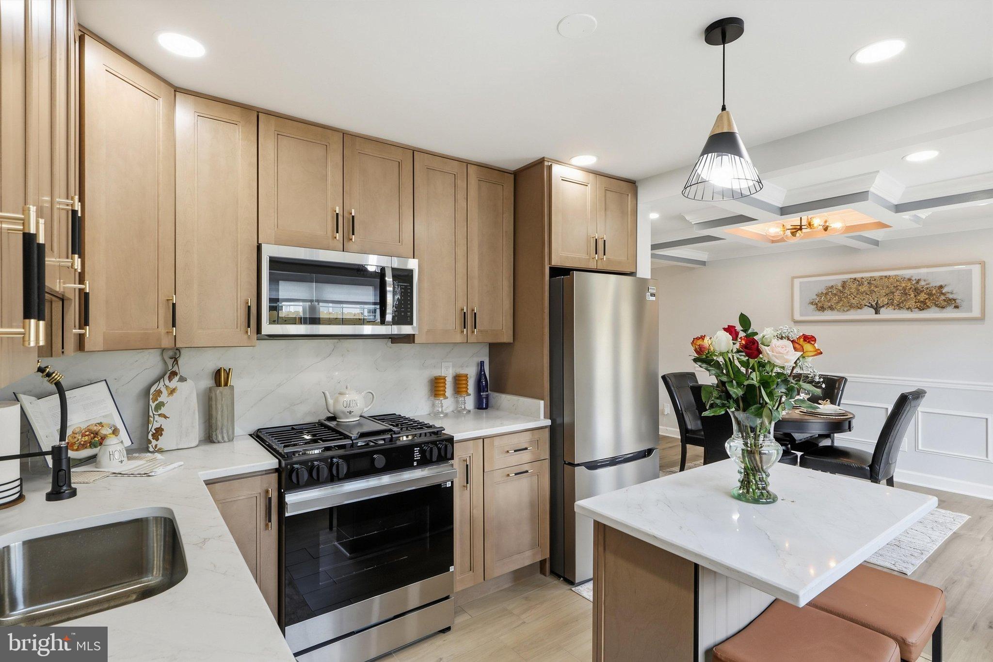 Plenty of counter & cabin space