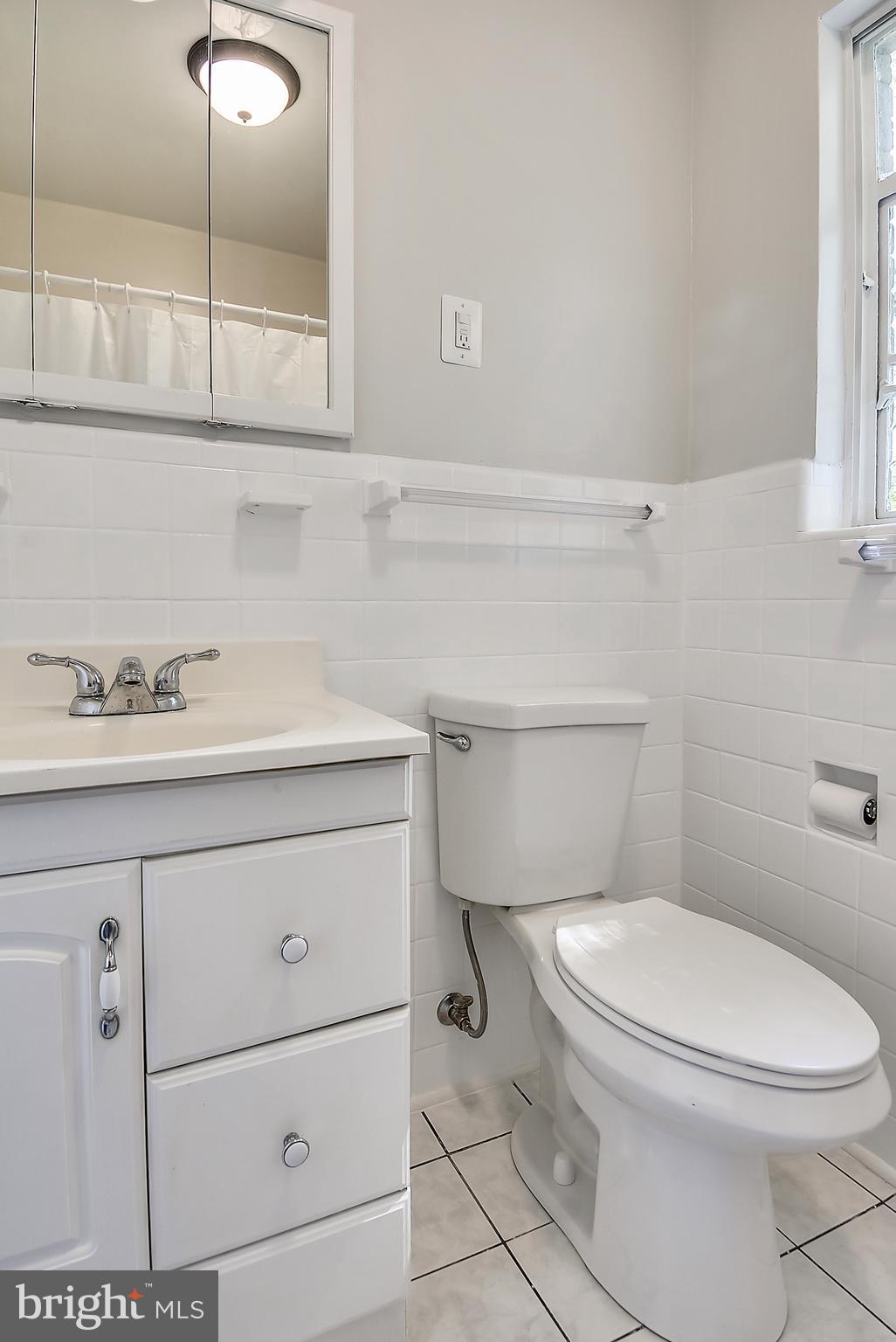 6200 Seabrook Road Lanham, MD 20706 - Photo 13 of 20 Bath