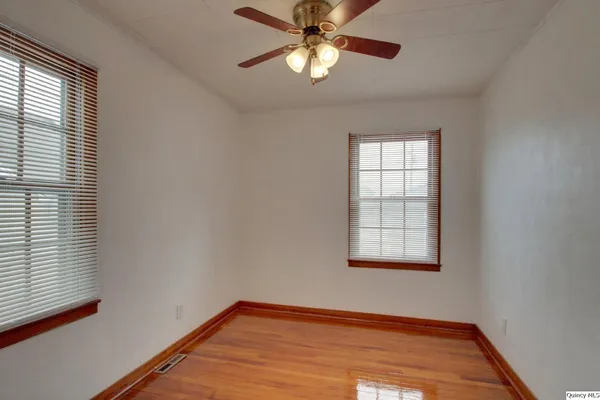 $125,000 | 1422 North 7th Street, Quincy, IL 62301