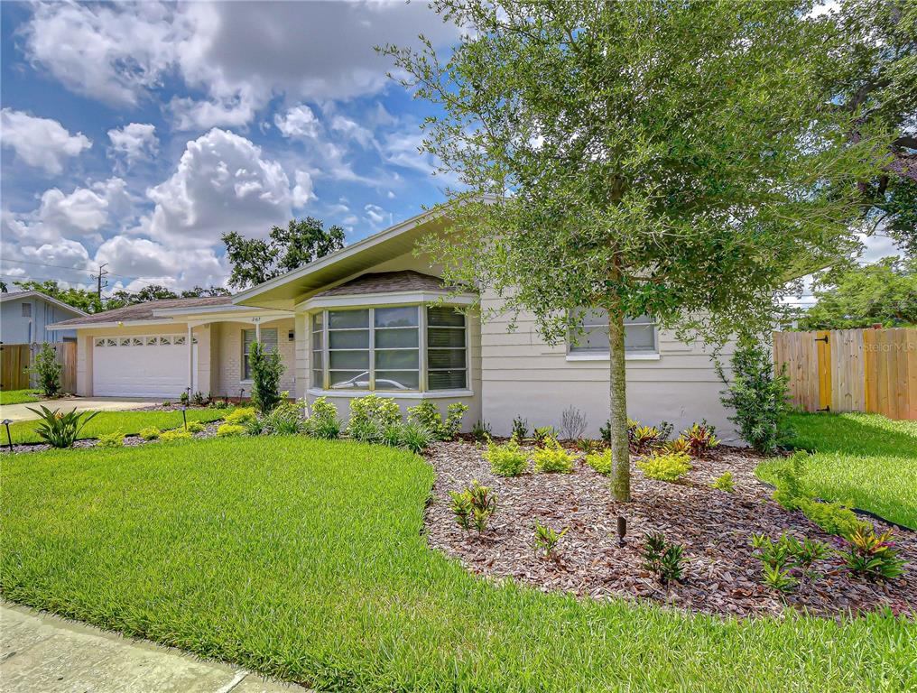 2167 Lakeview Road Clearwater, FL 33764 - Photo 1 of 31