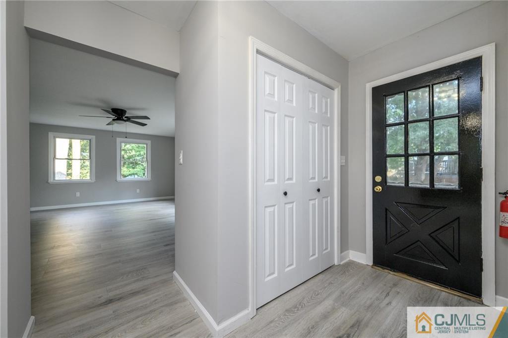 628 Concord Circle Ewing, NJ 08618 - Photo 25 of 48 a view of an empty room and window