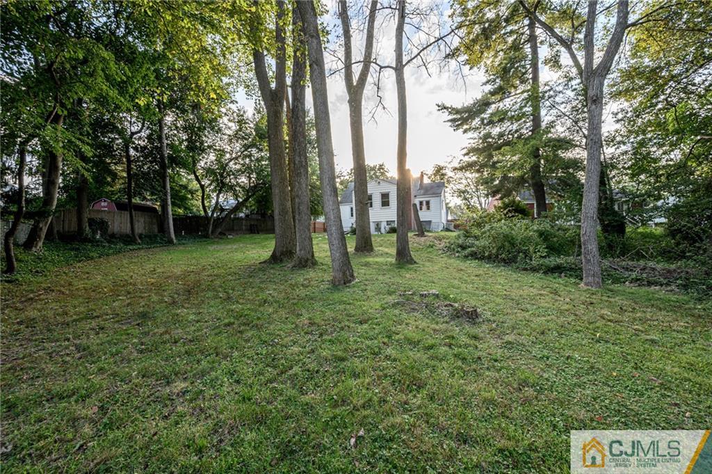 628 Concord Circle Ewing, NJ 08618 - Photo 46 of 48 a view of a trees in a yard