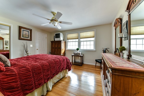 26 Ledgewood Road Framingham, MA 01701 - Photo 19 of 24 Gallery Image 19