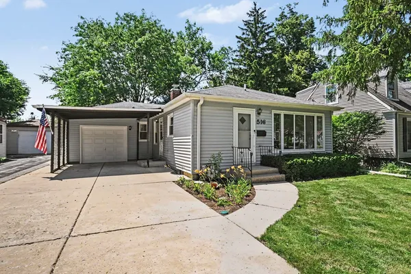 $449,900 | 516 South Grace Street, Lombard, IL 60148