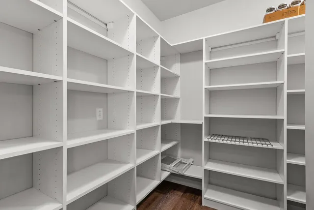 $945,000 | 3984 Dollar Lane, De Pere, WI 54115