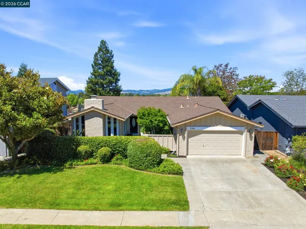 $989,000 | 723 Navaronne Way, Concord, CA 94518
