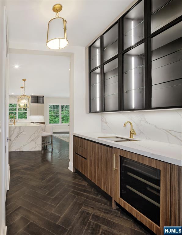 396 Knollwood Road Ridgewood, NJ 07450 - Photo 10 of 50 Gallery Image 10