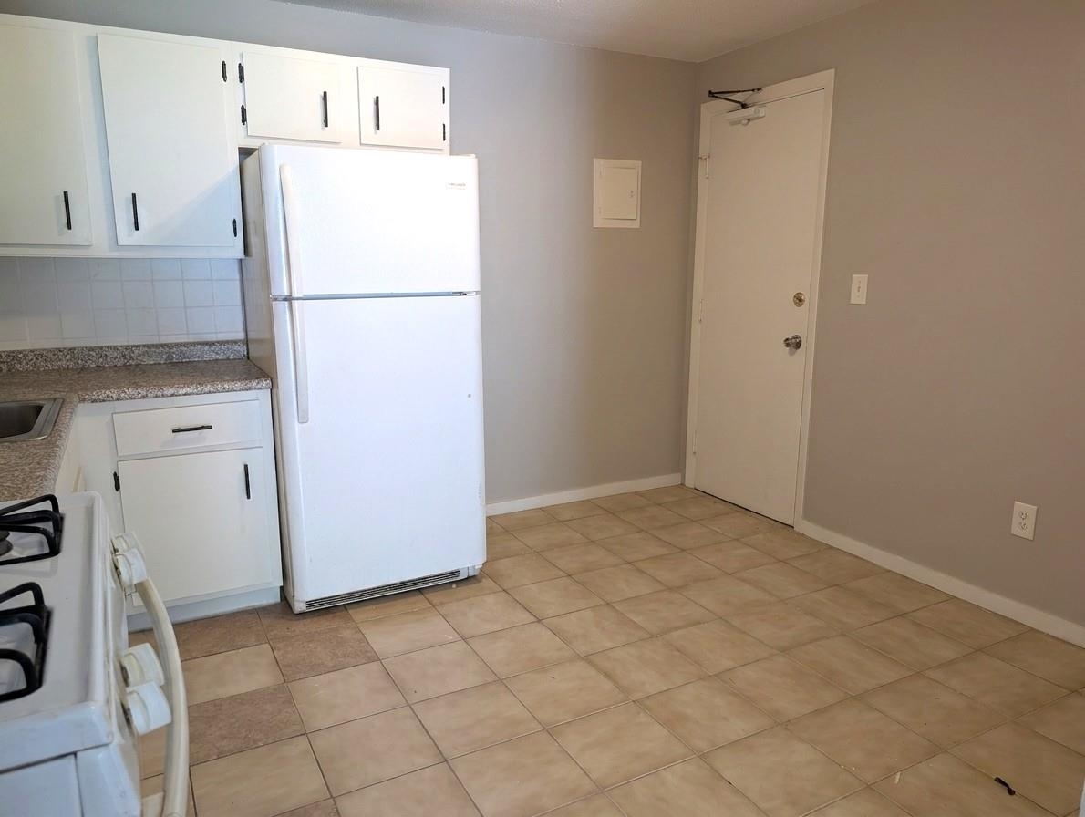 134 Mammoth Road, Unit 21 Hooksett, NH 03106 - Photo 6 of 17 Gallery Image 6