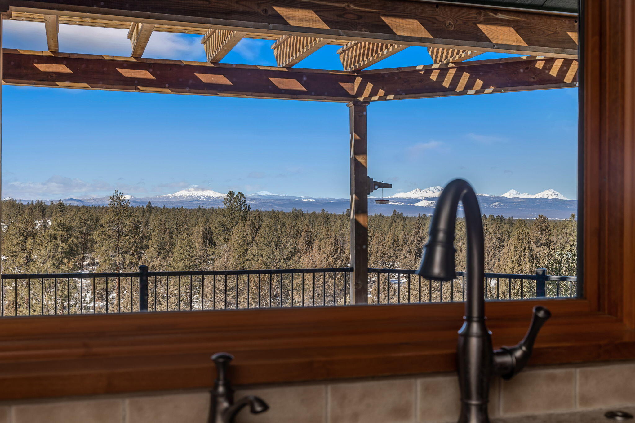 21845 Butte Ranch Road Bend, OR 97702 - Photo 11 of 40 2023_03_11_21845_butte_ranch_road-8